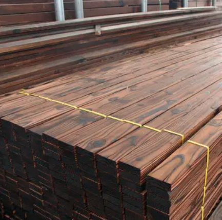 碳化木會散發(fā)有毒氣體嗎？它適合使用在室內(nèi)嗎？